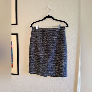 J Crew Tweed Pencil Skirt Black Metallic Thread Size 4 Office Business Interview